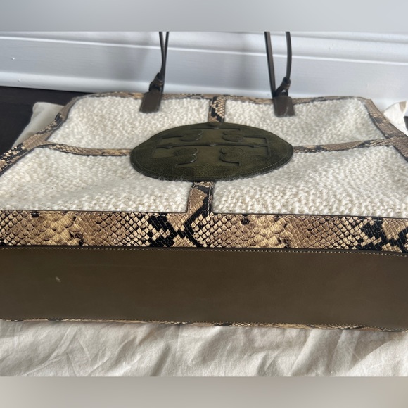 Tory Burch Cream Ella Quadrant Tote Bag - Picture 8 of 8